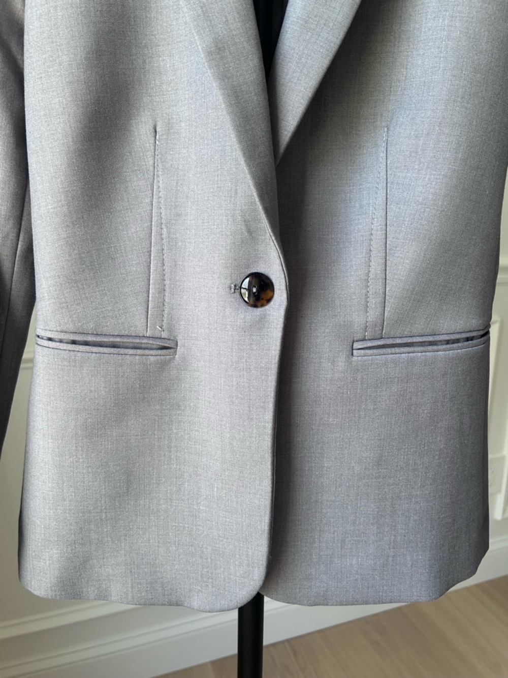 MANGO Light Gray Single-Button Tailored Blazer - Picture 4 of 7